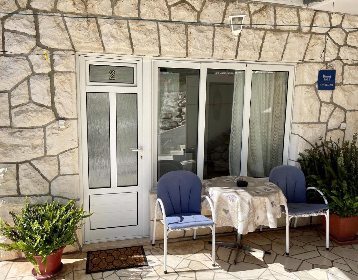 Rooms & Apartments Tepsa - Centre Hvar Town Exterior foto