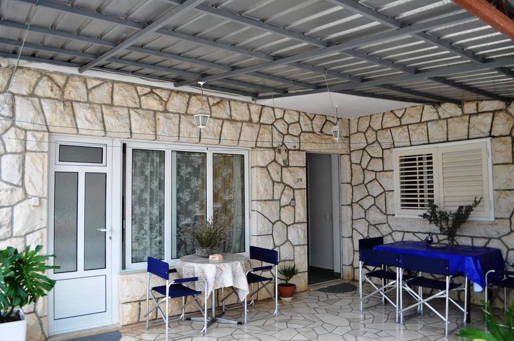 Rooms & Apartments Tepsa - Centre Hvar Town Exterior foto