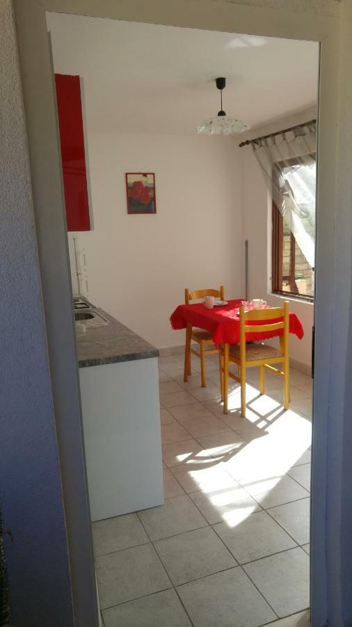 Rooms & Apartments Tepsa - Centre Hvar Town Exterior foto